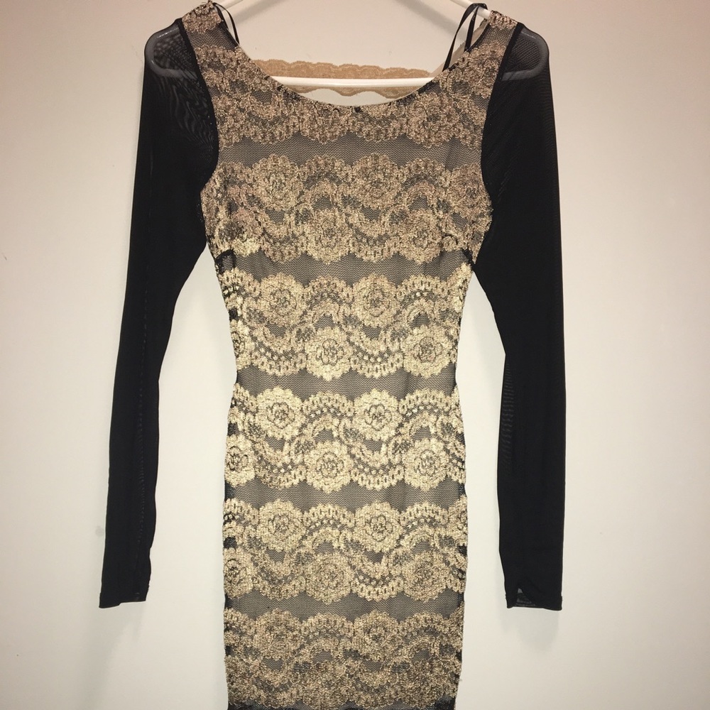 💛Cute Gold lace bodycon dress💛